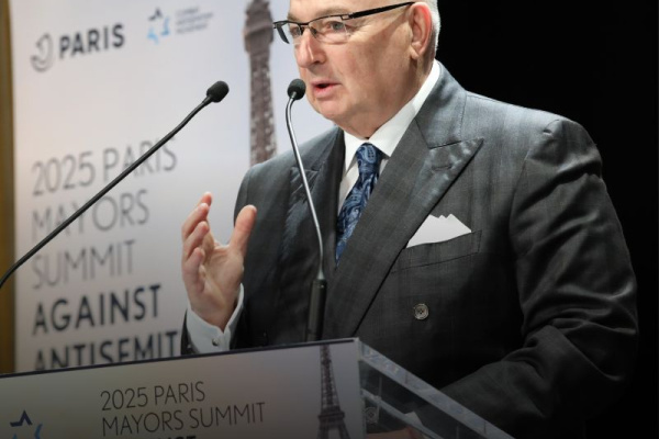 ΕΠΙΣΗΜΑΝΣΕΙΣ ΠΡΟΕΔΡΟΥ EJC ΓΙΑ ΤΗΝ ΕΠΙΚΙΝΔΥΝΗ ΕΠΙΡΡΟΗ ΤΩΝ MΚΔ ΣΤΟΥΣ ΝΕΟΥΣ